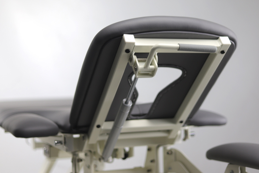 Masă cu secțiuni rabatabile EVERO X7 ERGO – 7 segmente, cotiere, comandă la picior 360°, 200 kg - imagine 7